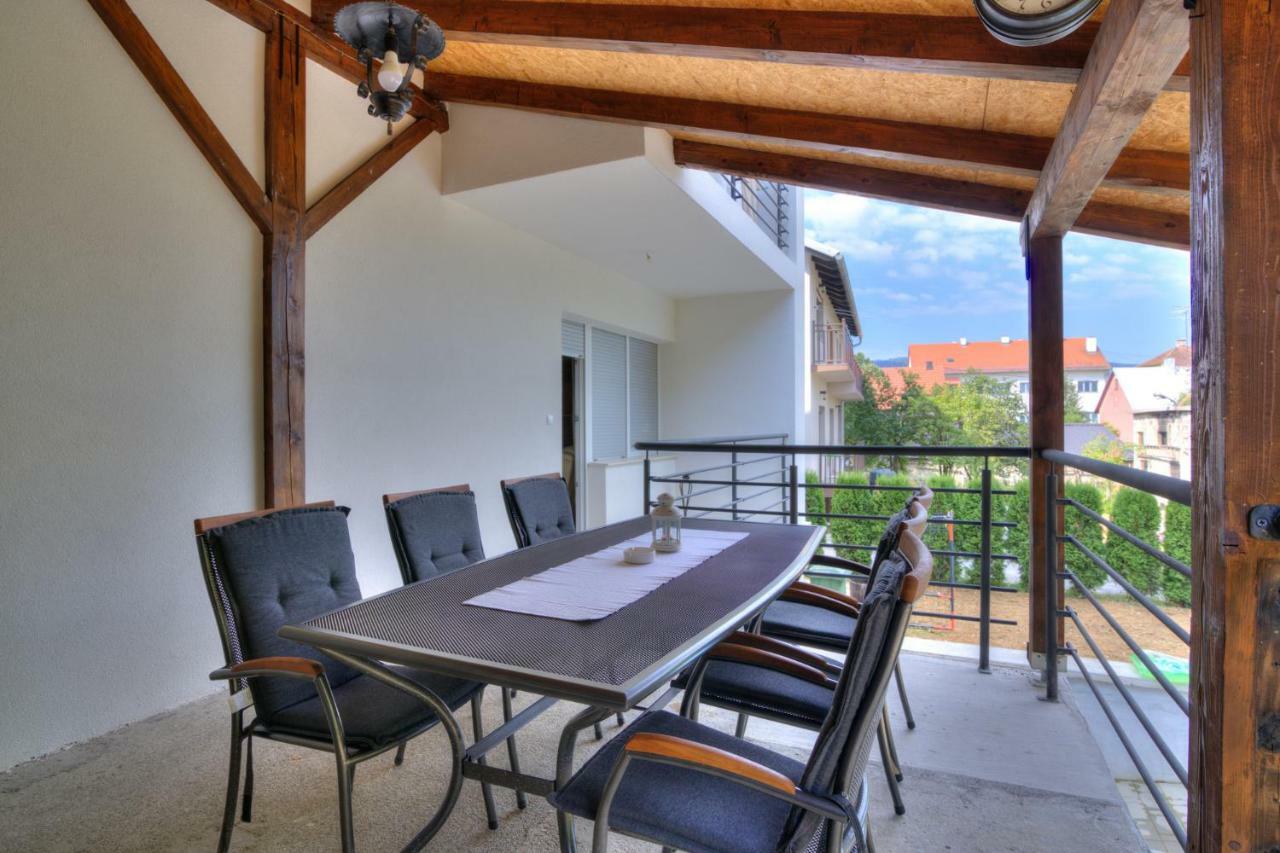 House Smolcic Otočac Exterior foto
